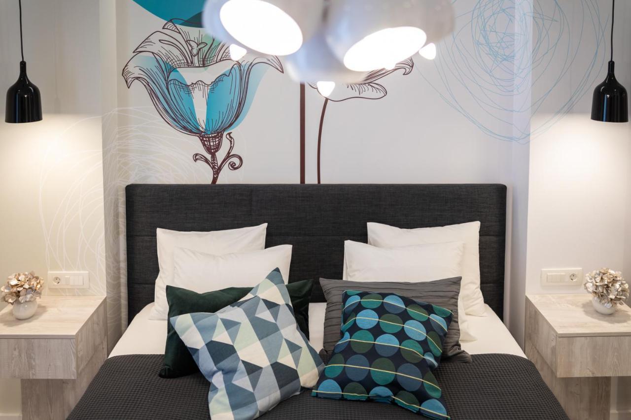 Sweet Dreams-Old Town Hotel Split Buitenkant foto