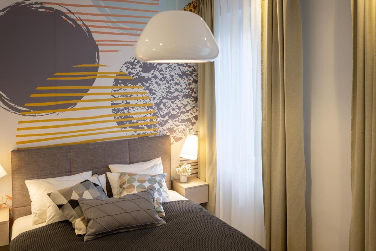 Sweet Dreams-Old Town Hotel Split Buitenkant foto